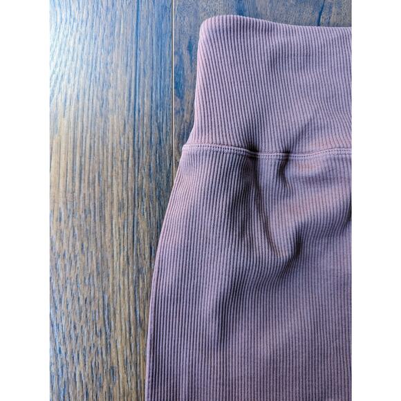 NWT Fabletics High Waisted Seamless Lace Up Leggings M - Picture 10 of 10